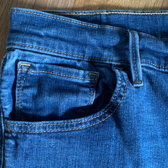 Levi's 720 High Rise Super Skinny - Picture 11 of 15